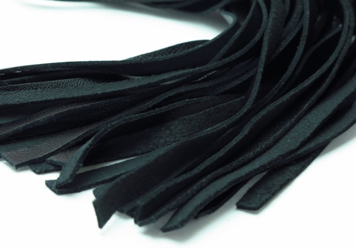 Нежная плеть с красным мехом BDSM Light 740002ars