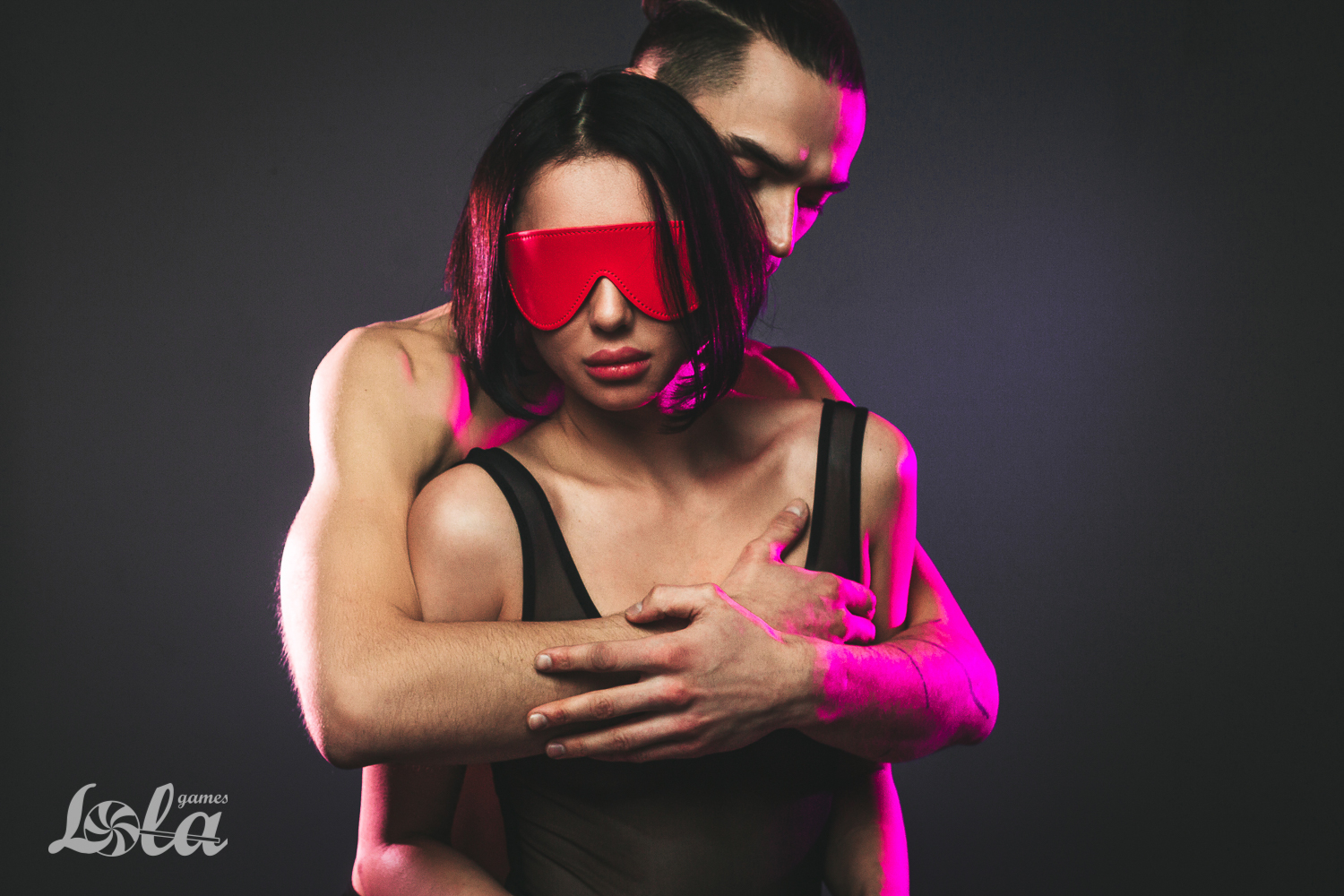 Маска Party Hard Shy Red 1141-01lola