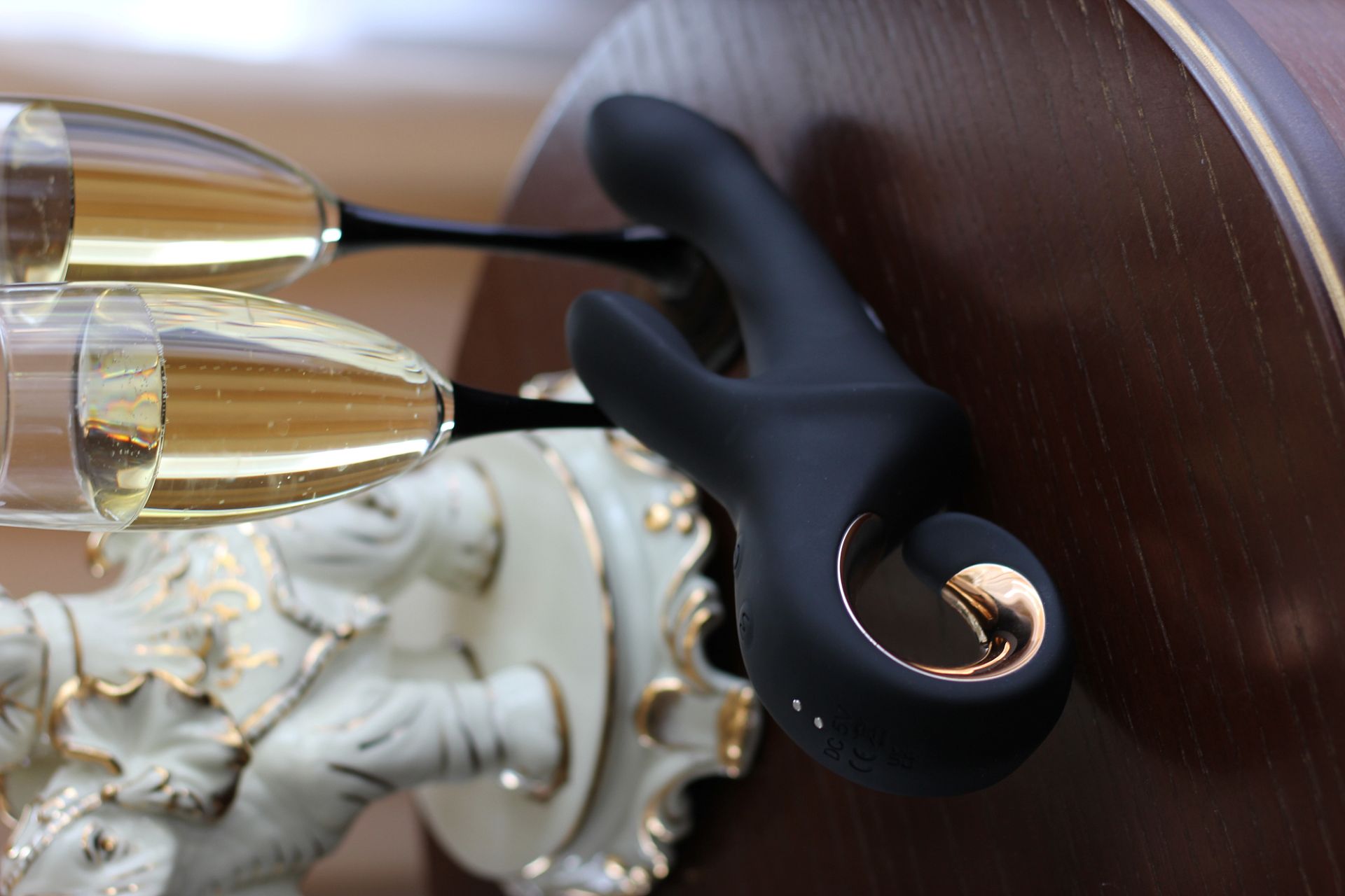 Вибратор кролик Mystery 26014LS